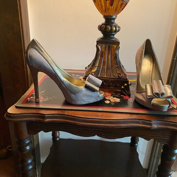 Shoes - Picture 2 of 2